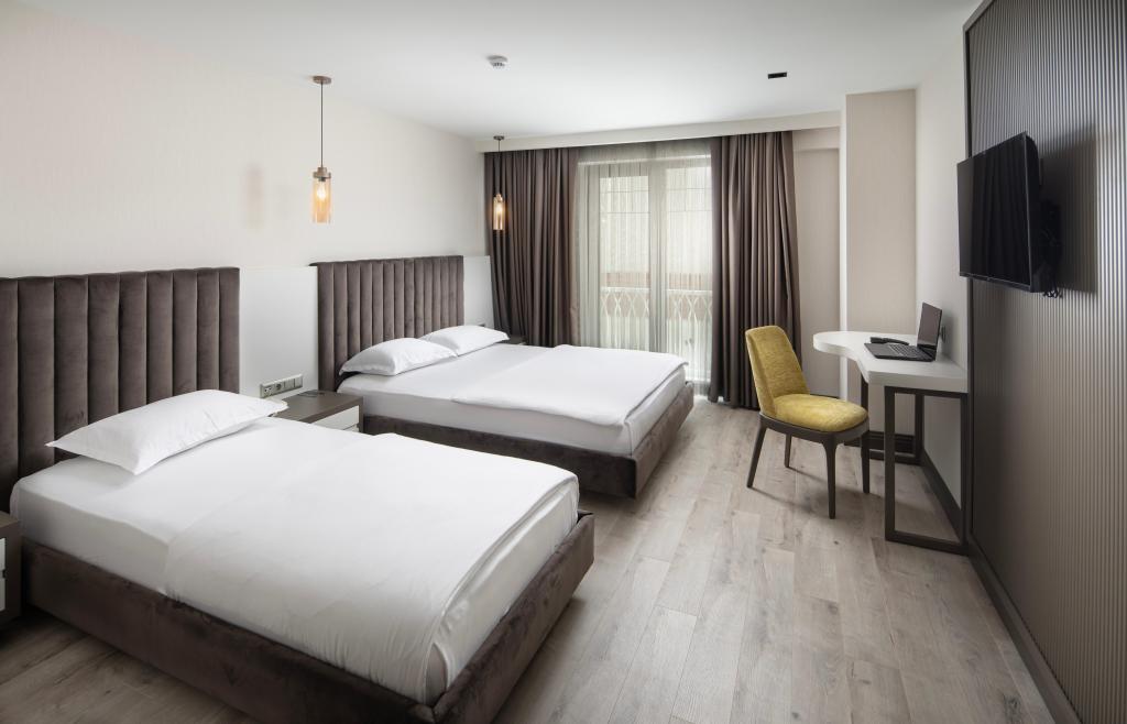 Standart Oda, Şehir Manzaralı (3 Kişilik)