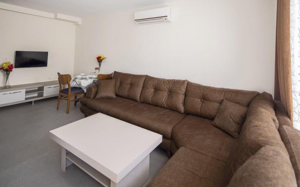 Apart Daire, Dağ Manzaralı