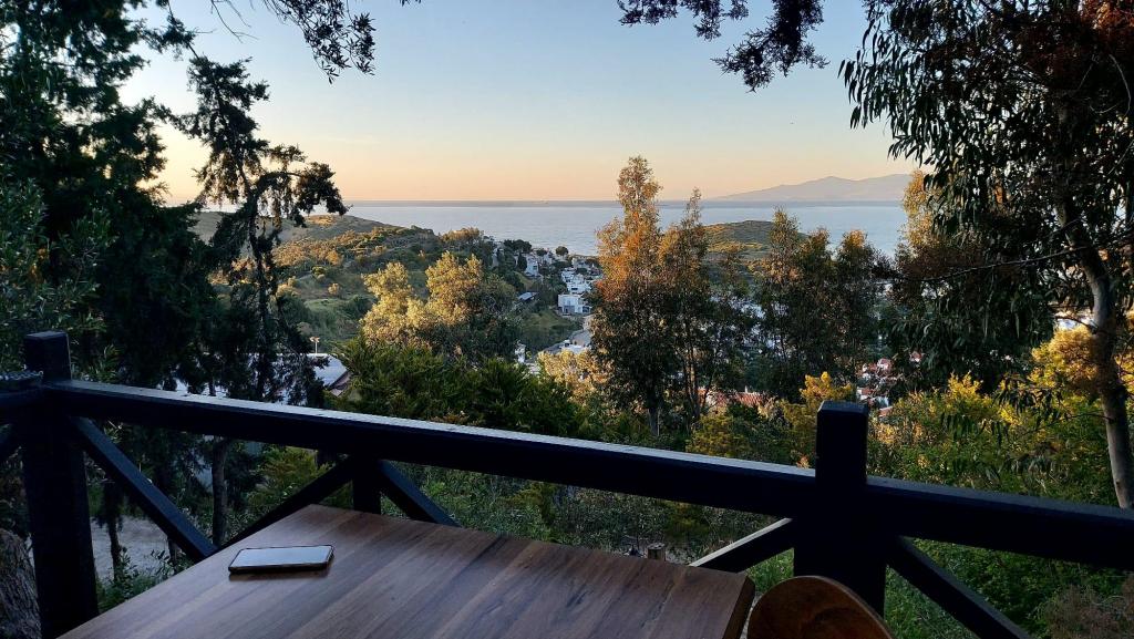 Asma Katlı Bungalow,Deniz ve Dağ Manzaralı,Verandalı