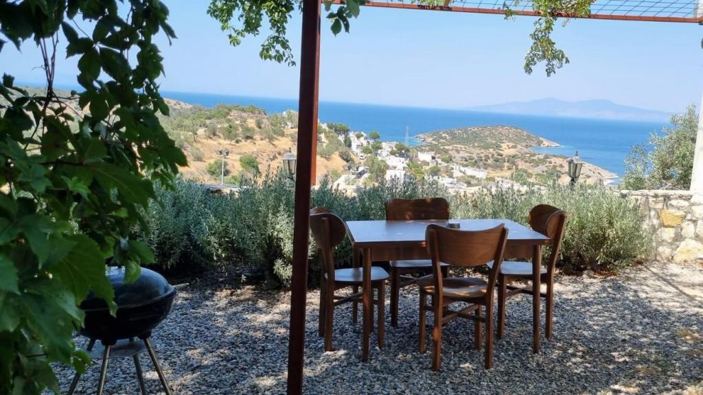 Panorama Suit,Deniz ve Dağ Manzaralı,Barbekülü