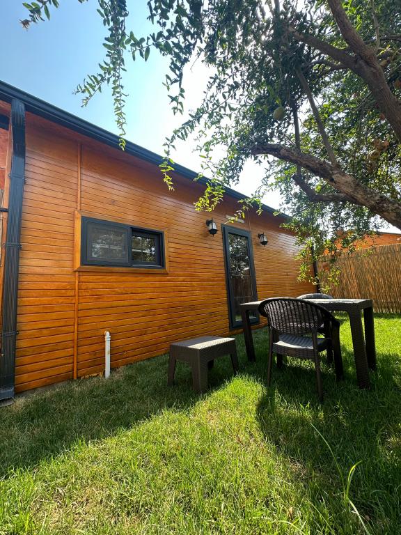 Suit Bahçe Katı Oda, Bahçe Manzaralı