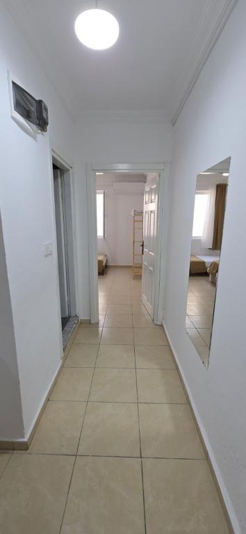 Geniş Aile Odası,Manzarasız,Ortak Teraslı