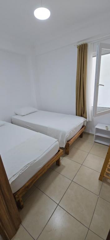 Geniş Aile Odası,Manzarasız,Ortak Teraslı