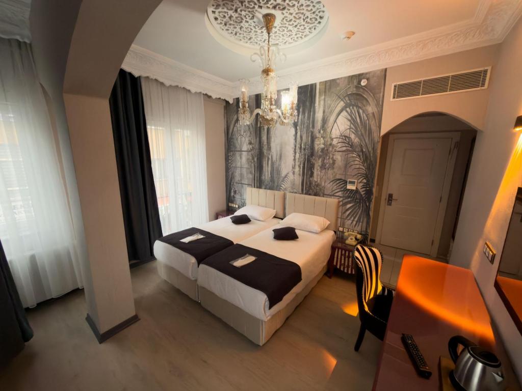 Iki Ayrı Yataklı Oda, Şehir Manzaralı