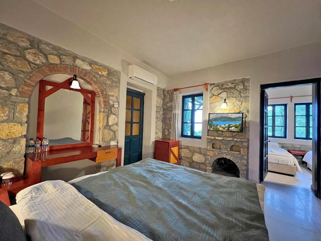 Family Room, Sea View (Balcony)