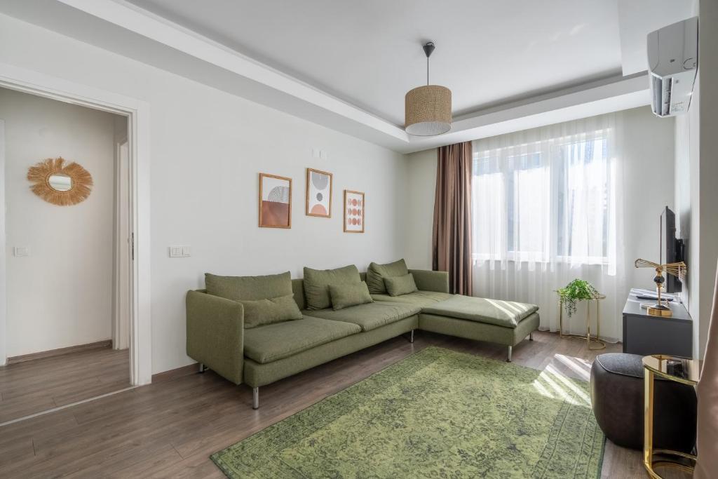 Family Suite Room, Street View