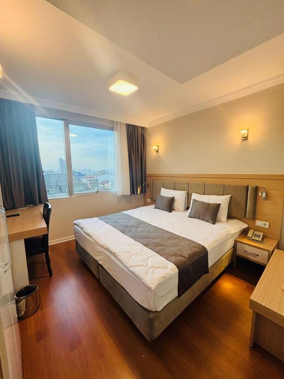 Standart Oda,Şehir Manzaralı