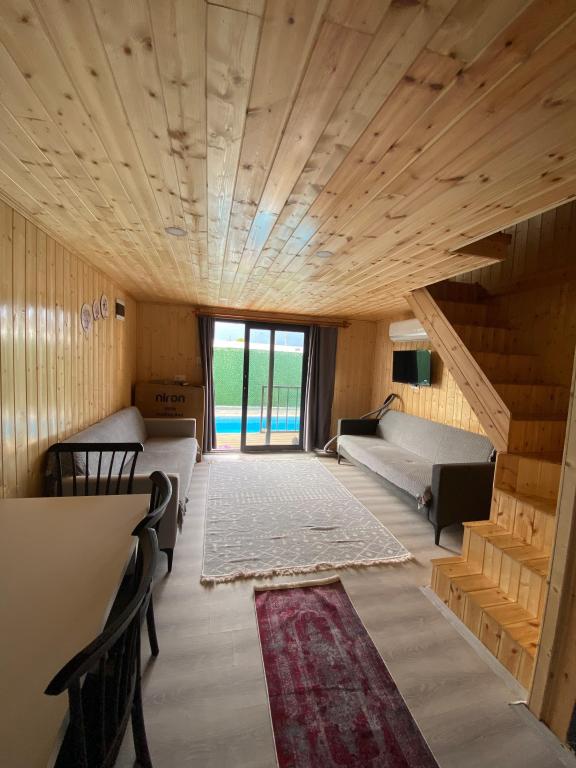 1+1 Villa,Doğa Manzaralı,Ortak Havuzlu