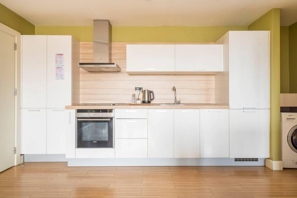 Daire-Tek Yatak Odalı,Şehir Manzaralı,Tam Donanmlı Mutfak - Full Kitchen