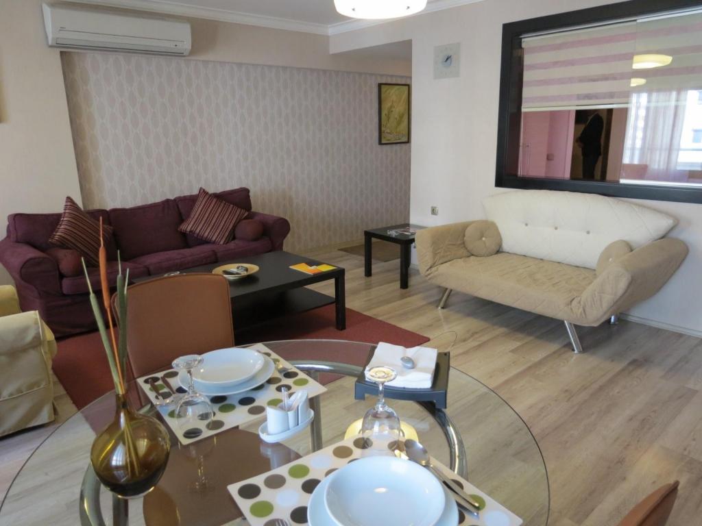 Senior Suite Room, Street View