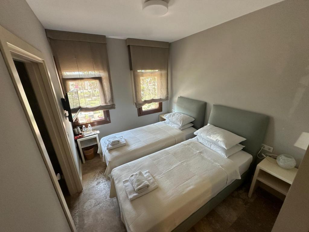 Ground Floor Room, Sea View