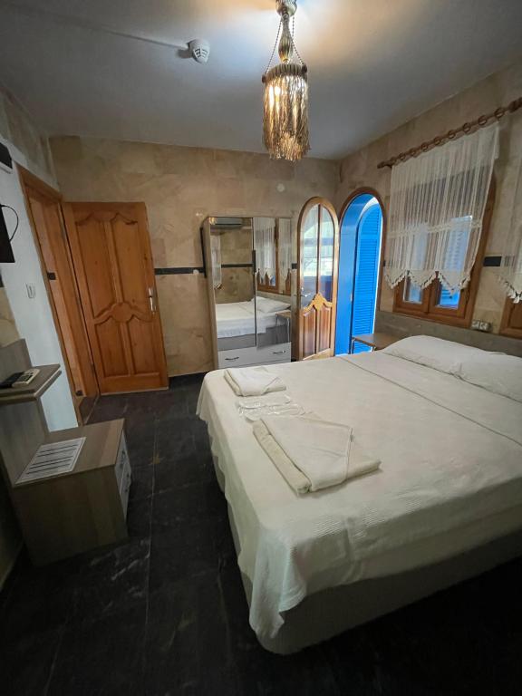 Standart Oda,Bahçe veya Sokak Manzaralı