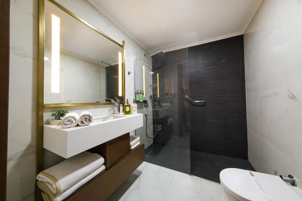 Suite,Sokak Manzaralı