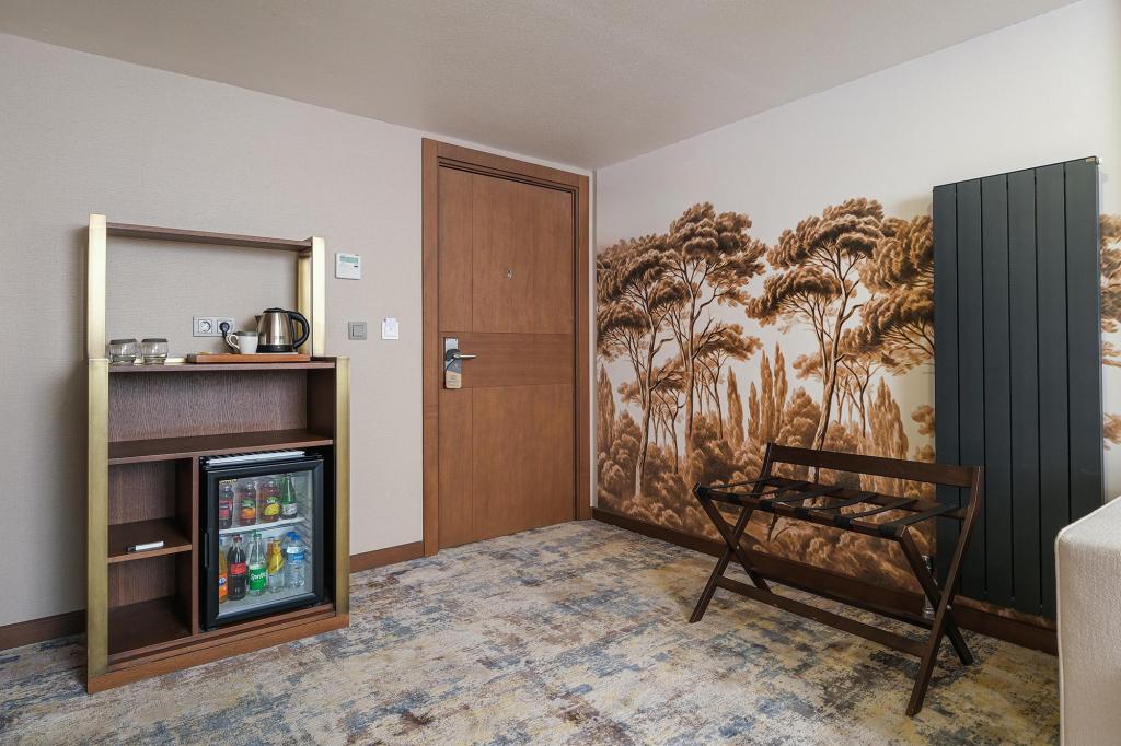 Suite,Sokak Manzaralı