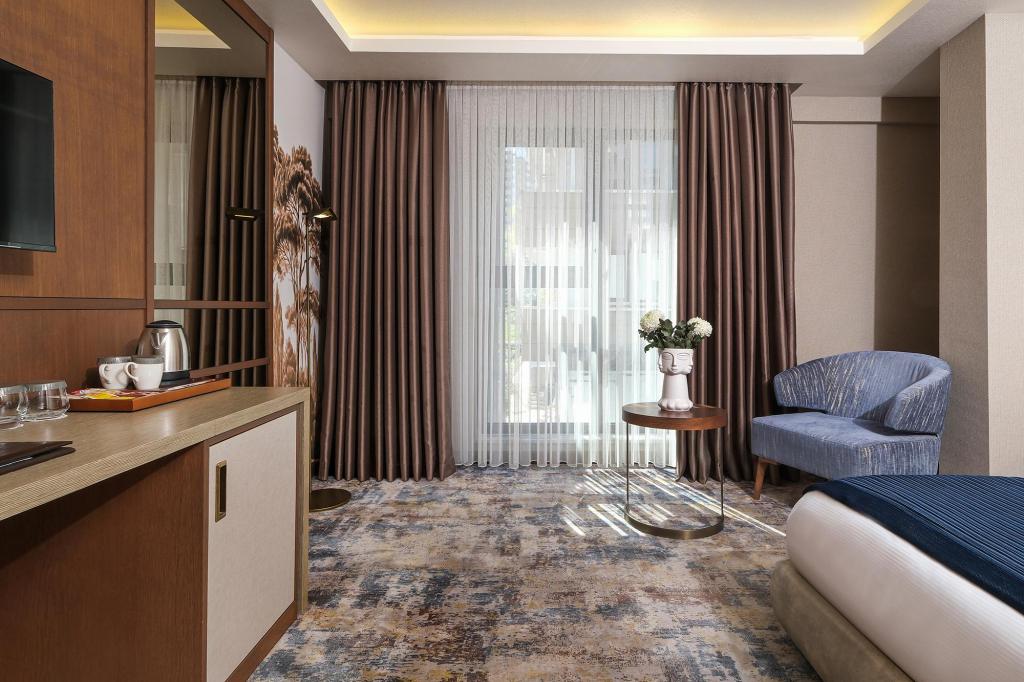 Standart Oda,Şehir Manzaralı