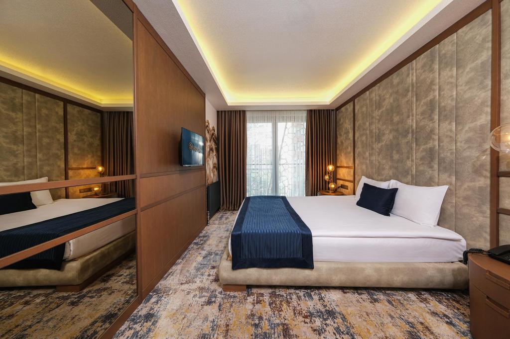 Suite,Sokak Manzaralı