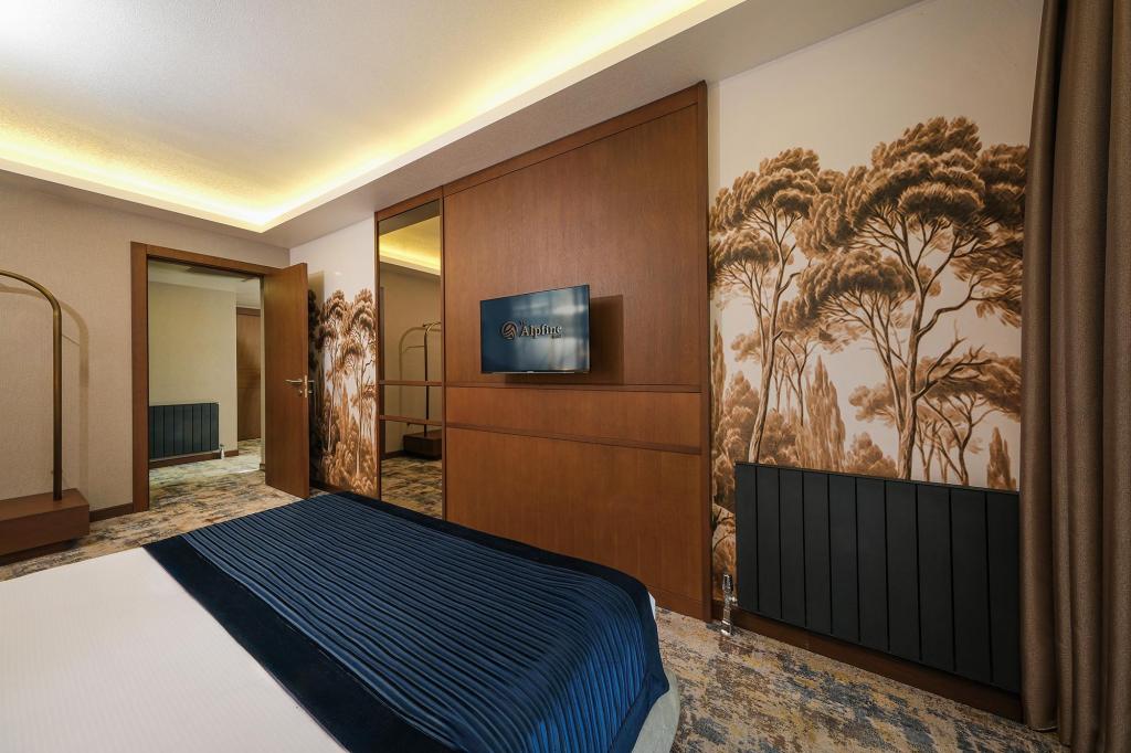 Suite,Sokak Manzaralı