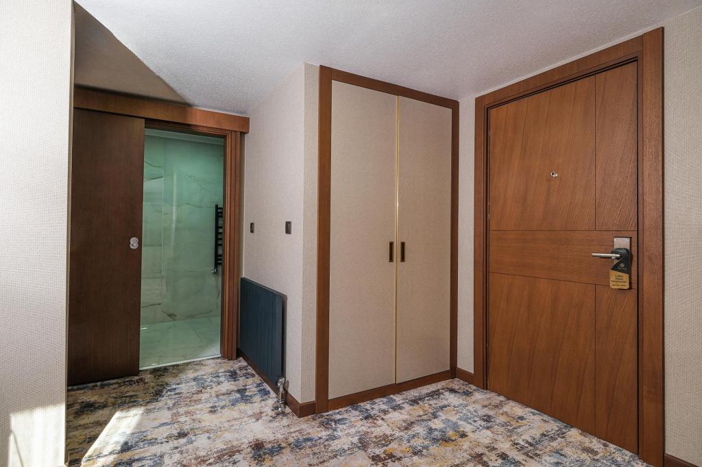 Suite,Sokak Manzaralı