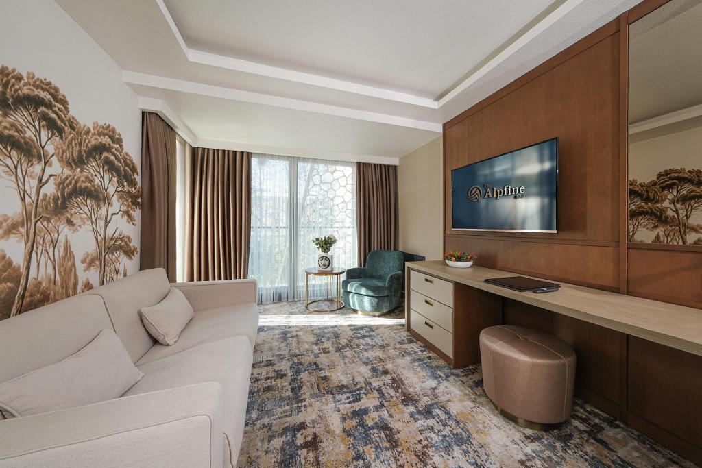 Suite,Sokak Manzaralı