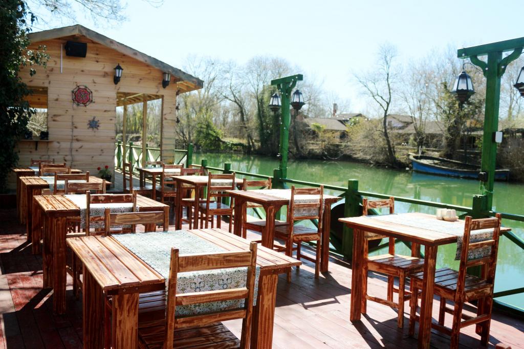 The Brothers Karamazov Otel