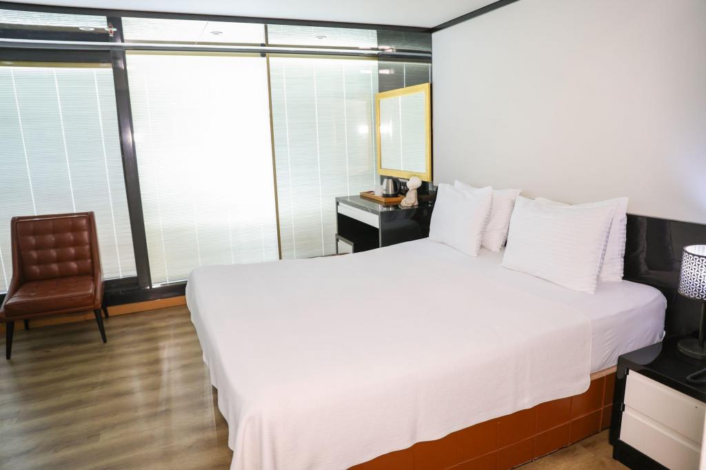 hotel-image