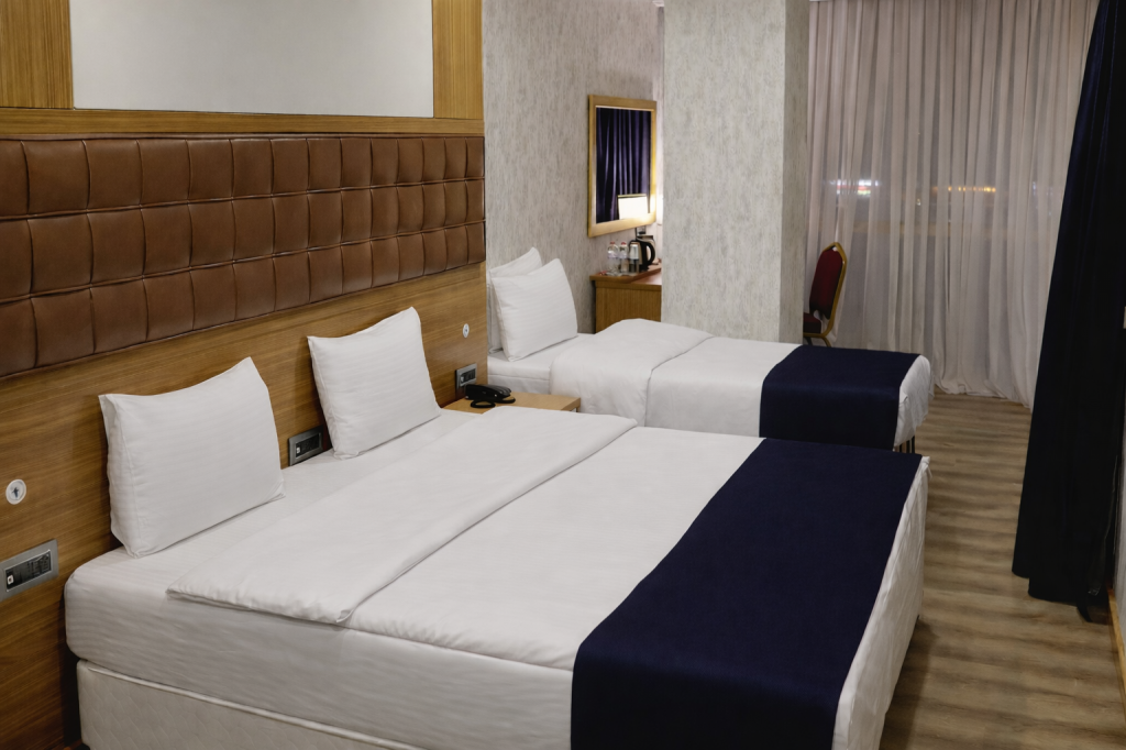 Standart Oda, Şehir Manzaralı (3 Kişilik)