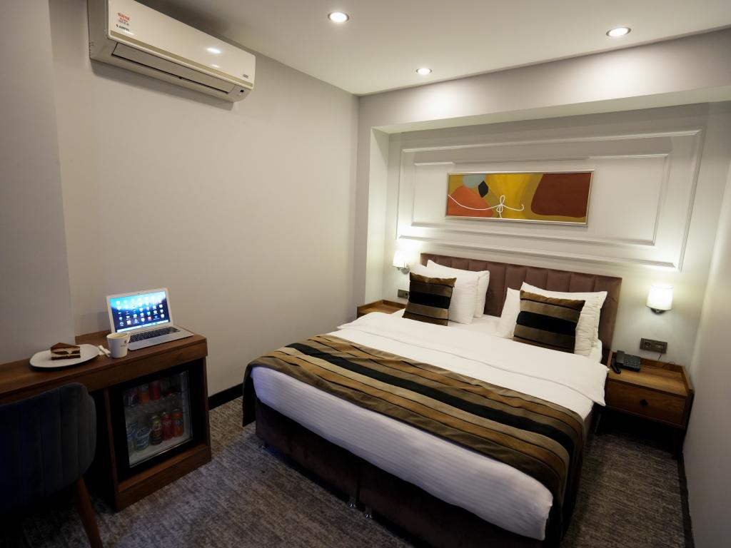 Otel Resmi