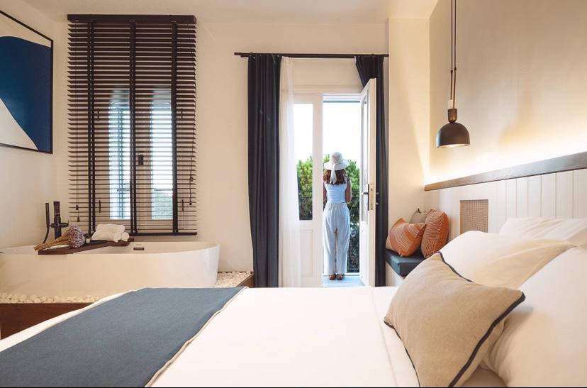 Deluxe Room, Land View (With Bathroom)