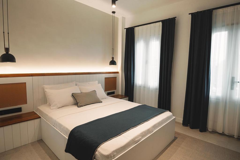Deluxe Premium Room, Land View