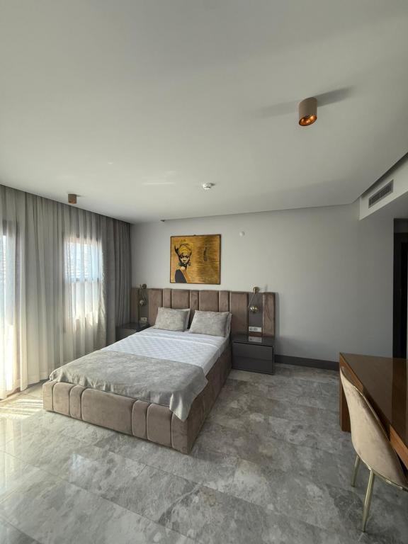 Deluxe Room, Courtyard View (No Smoking)