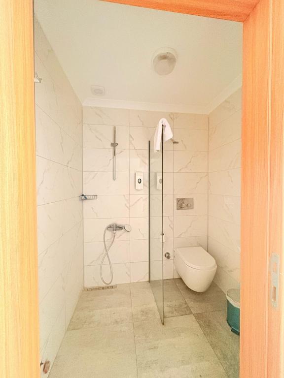 Deluxe Oda,Bahçe Manzaralı,2. Kat Balkonlu