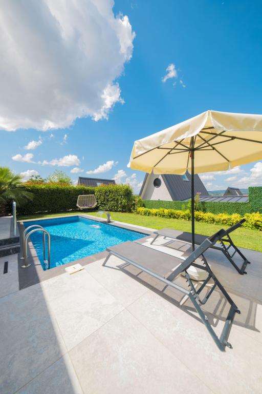 Deluxe Bungalow,Bahçe Manzaralı,Özel Havuzlu ve Jakuzili