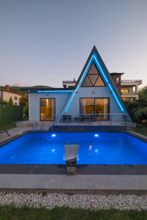 Deluxe Bungalow,Bahçe Manzaralı,Özel Havuzlu ve Jakuzili