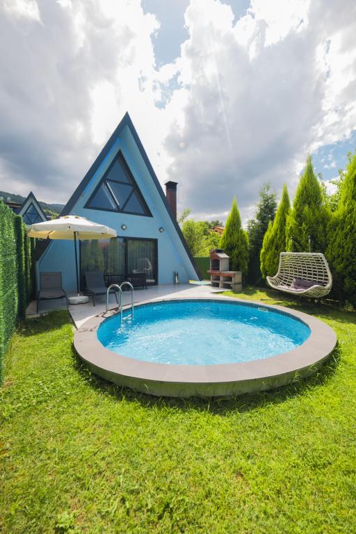 Standart Bungalow,Bahçe Manzaralı,Özel Havuzlu