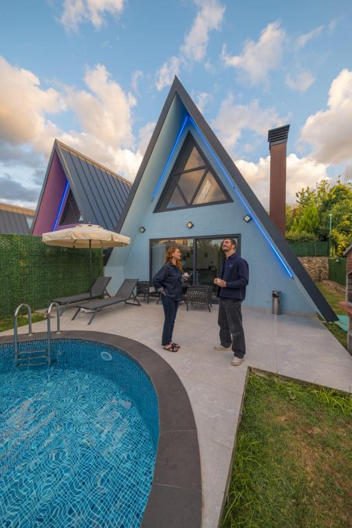 Standart Bungalow,Bahçe Manzaralı,Özel Havuzlu