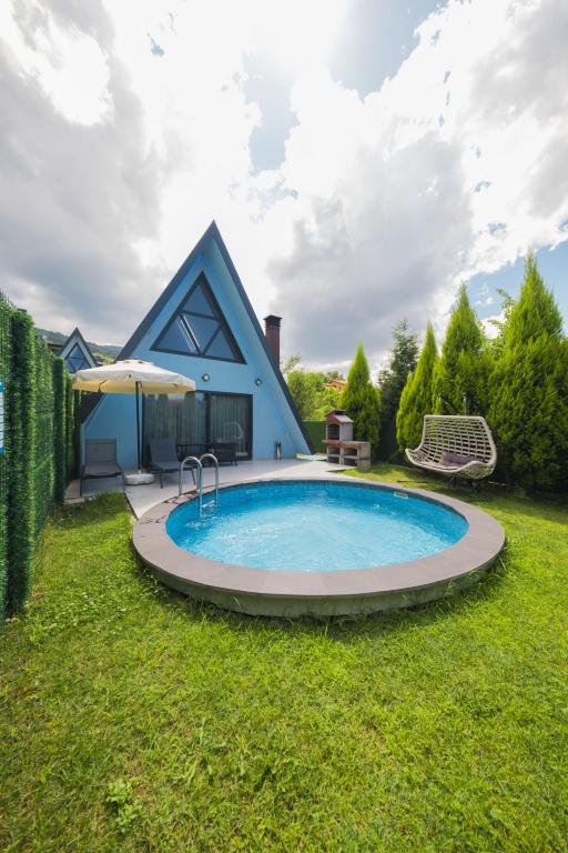 Standart Bungalow,Bahçe Manzaralı,Özel Havuzlu