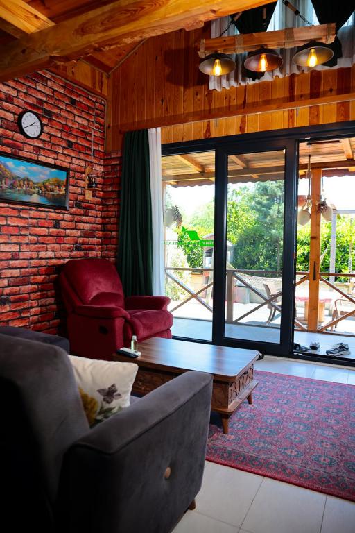 Bungalov Manolya,Bahçe Manzaralı,Bahçe Katı