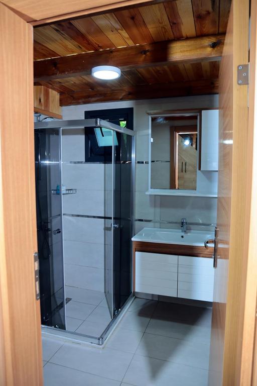 Bungalov Akasya,Bahçe Manzaralı,Bahçe Katı