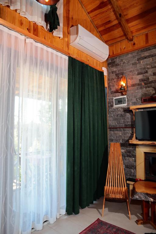 Bungalov Akasya,Bahçe Manzaralı,Bahçe Katı