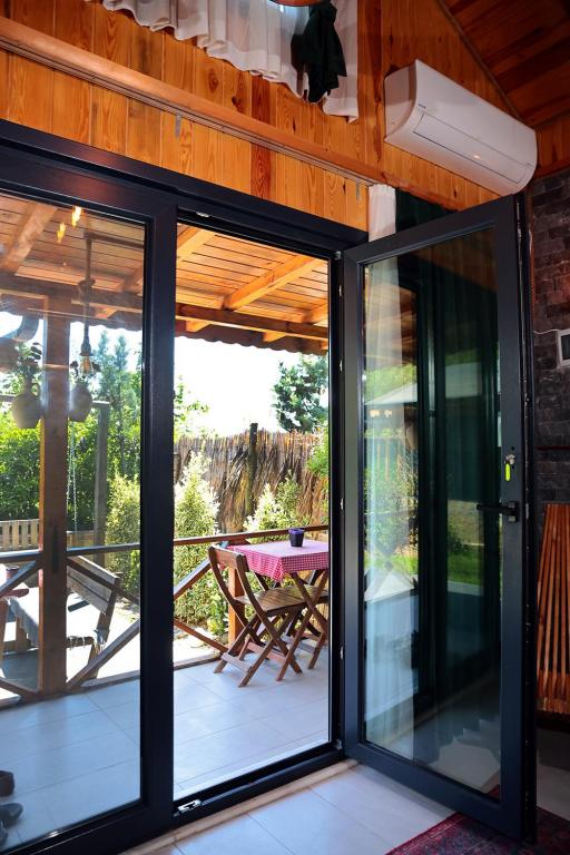 Bungalov Manolya,Bahçe Manzaralı,Bahçe Katı