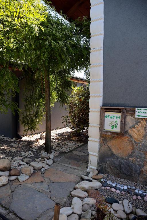 Bungalov Akasya,Bahçe Manzaralı,Bahçe Katı