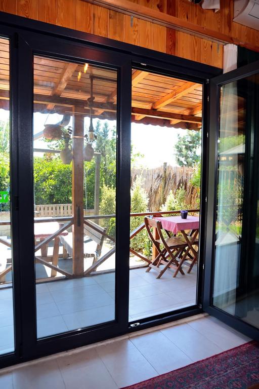 Bungalov Akasya,Bahçe Manzaralı,Bahçe Katı