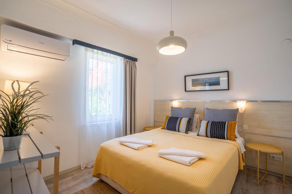 Corner Suite Room, Sea View