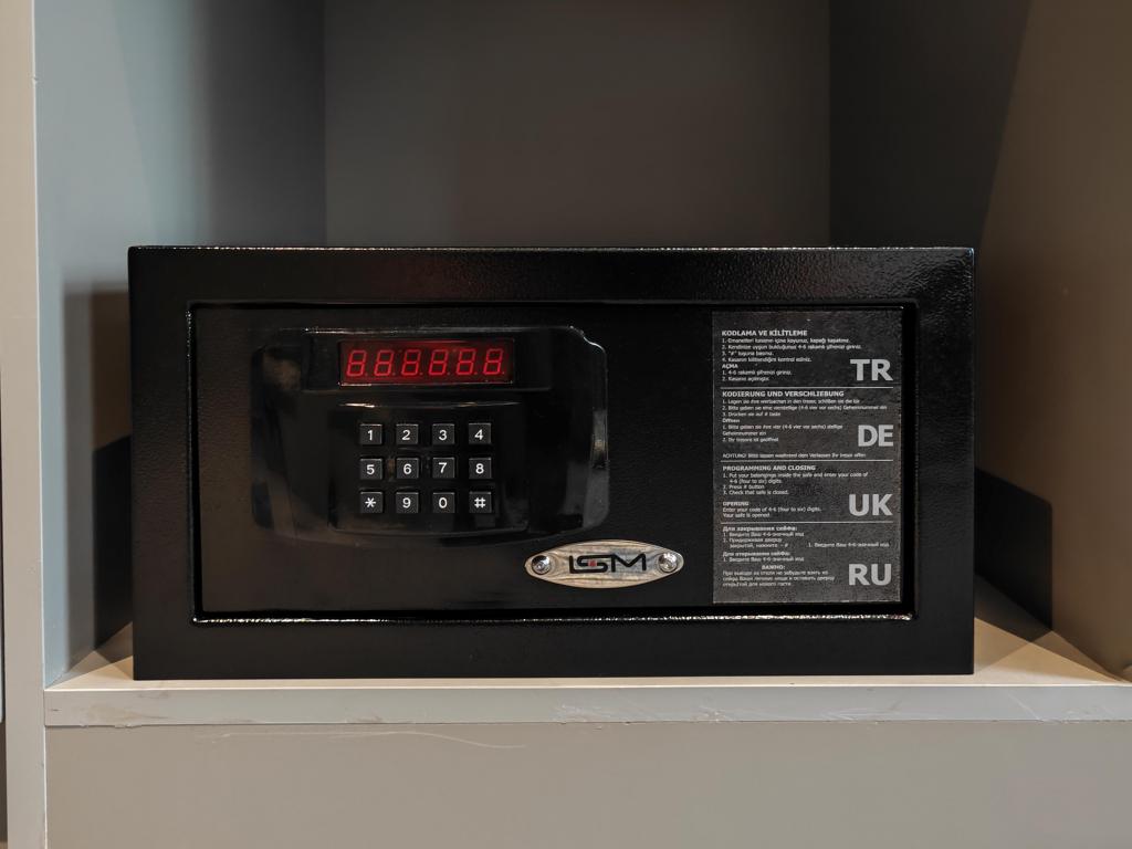 Ekonomik Oda, Avlu Manzaralı