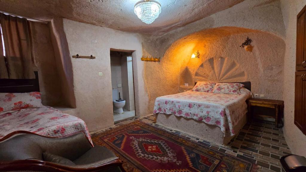 Cave Room,Manzarasız