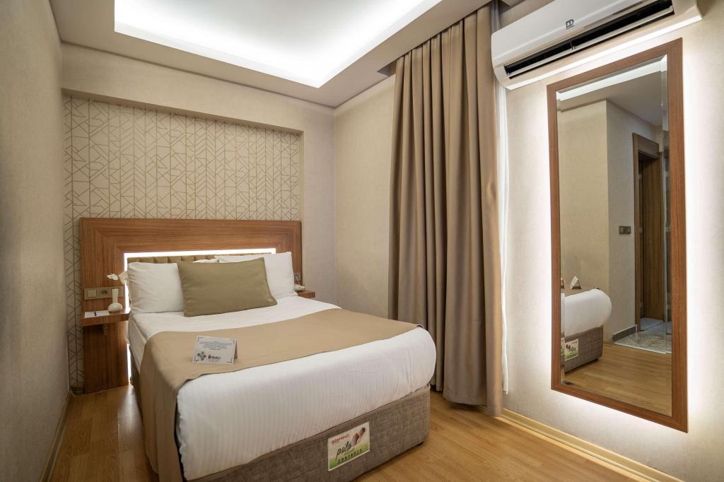 Standard Room (1 Person)