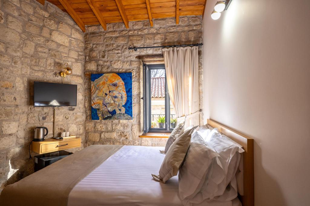 Standart Oda,Avlu Manzaralı,Havuzsuz