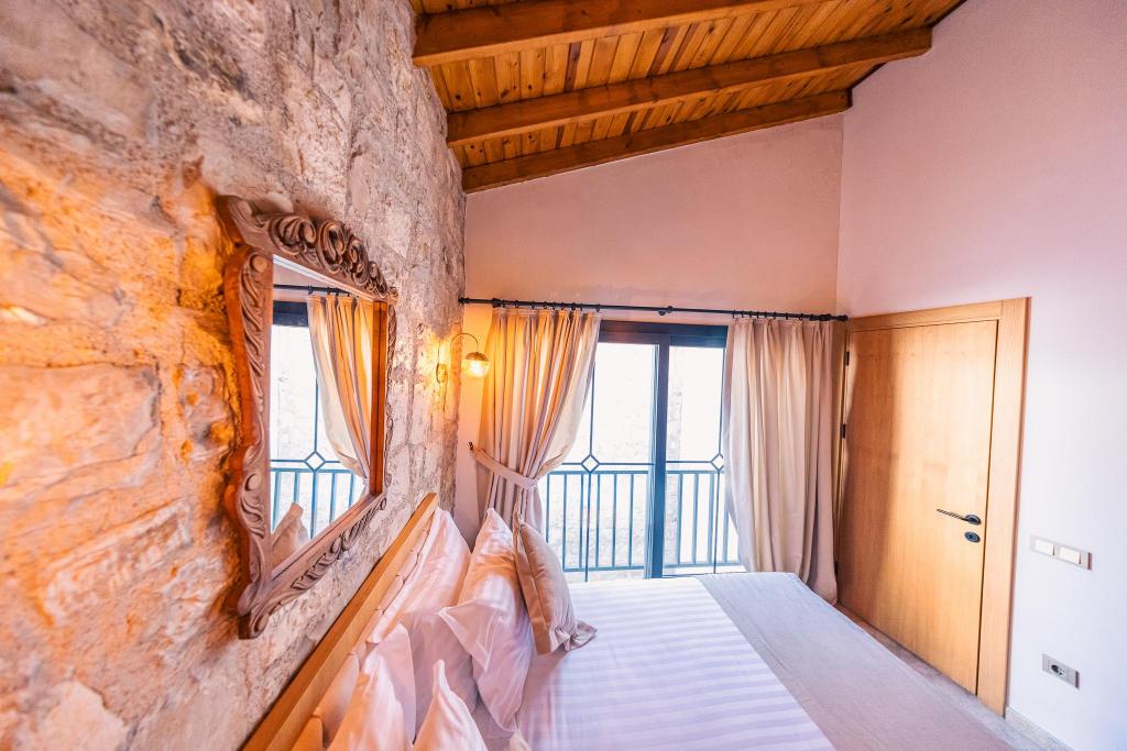 Standart Oda,Avlu Manzaralı,Havuzsuz