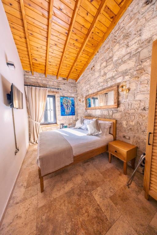 Standart Oda,Avlu Manzaralı,Havuzsuz