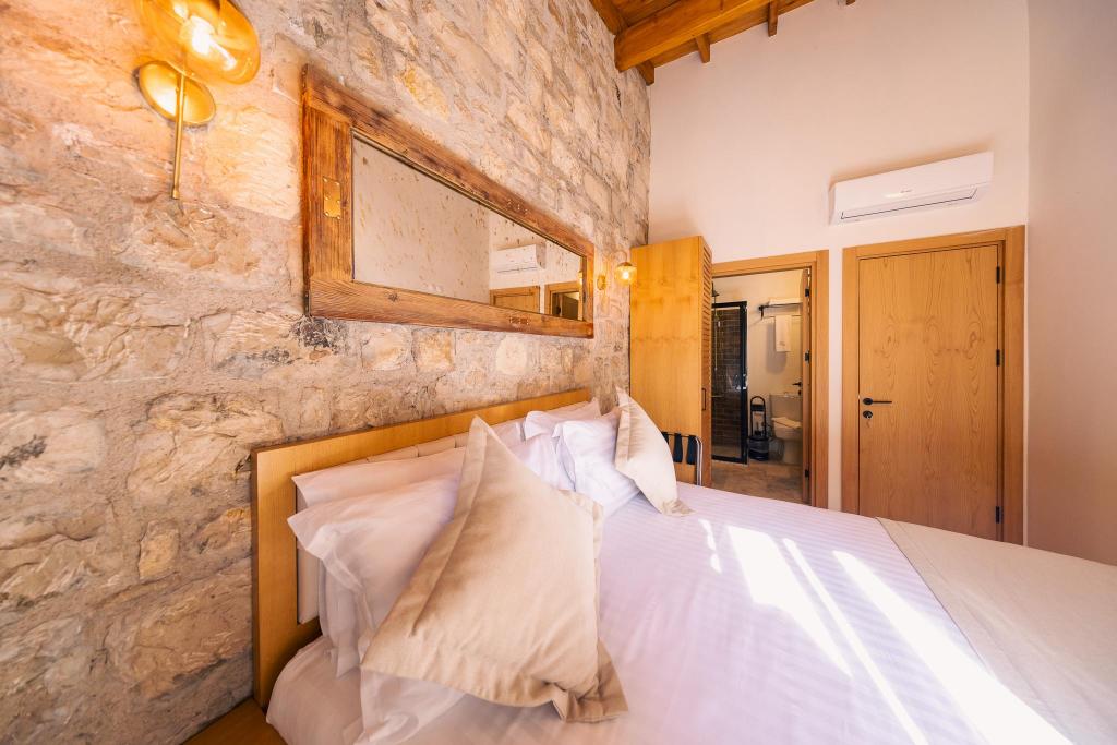 Standart Oda,Avlu Manzaralı,Havuzsuz